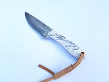 Load image into Gallery viewer, Western Cowboy Knife with Sheath for Belt, Hand Forged Damascus Steel Blade with Resin Handle 7'' Knife Gift for Him/her